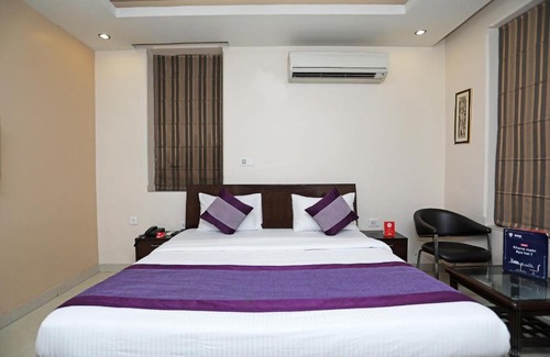 Gurugram Hotel | Moon Residency