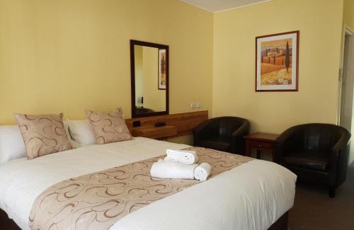Kempsey Hotel | Moon River Motor Inn