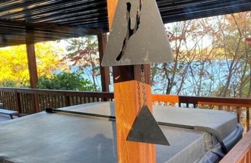Hammondsport House | Moon Swept on Keuka