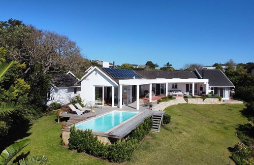 Plettenberg Bay Villa | Moon Tide Villa | 5BD w Pool & Panoramic Sea Views