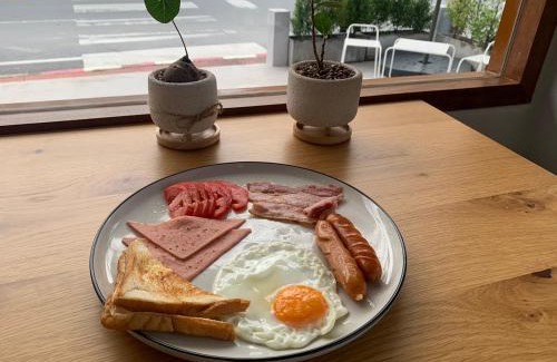 Tha Sala Hotel | Moonlight Cafe and Hotel