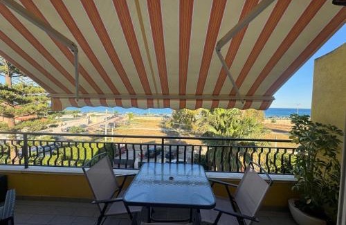 Noto Marina Apartment | Moonlight house a 50 mt dal mare Noto Marina