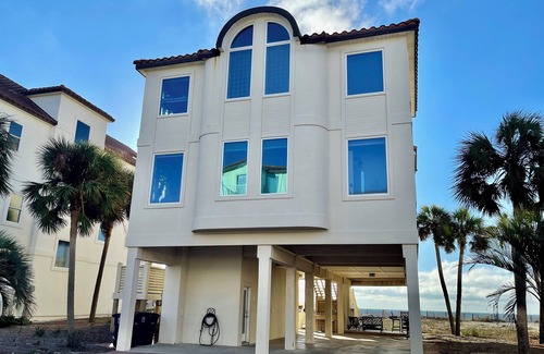 East End House | Moonlight Sonata - Gulf Front