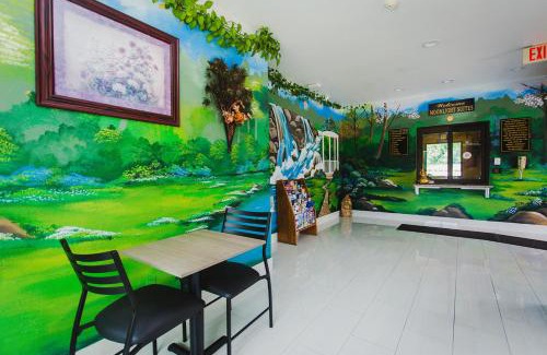Greater Greenspoint Hotel | Moonlight Suites - Houston/George Bush Int'l Airport