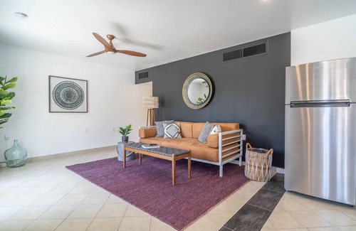 Desert Hot Springs Apartment | Moonlite Nights Desert Stay w Soaking Tub