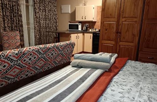 Universitas Apartment | Moonrest Halfmoon