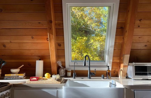 Moonridge Cabin | Moonridge A-Frame – Family Cabin w/Hot Tub & Cozy Vibes