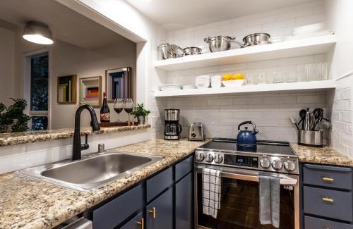 Deming House | Moonriver Retreat