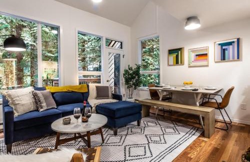 Deming House | Moonriver Retreat