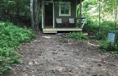 Haywood RV Rental | Moonshine Glamping Cabin near Old Rag Mountain in Shenandoah National Park