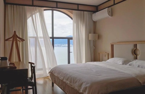 Dali Town Villa | Moonshine Villa on Lake Erhai