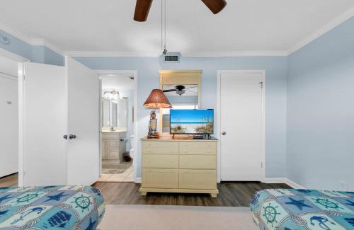 Lower Grand Lagoon Apartment | Moonspinner 813A by Emerald Coast Retreats