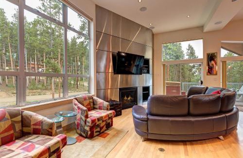 Breckenridge Heights House | Moonstone Modern by Great Western Lodging