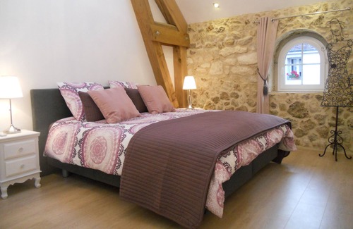 Mareuil-le-Port Hotel | Moonstone room "The Thousand and One Stones"