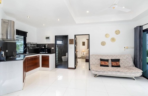 Na Thon House | Moonview at Paradise Village