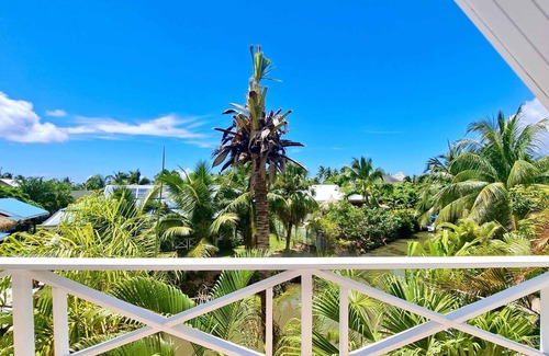 Tiahura Ski Chalet | MOOREA - Fare Manoa Mahana