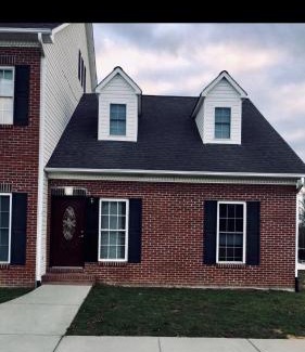 McLeansville Hotel | MooreField Suites Greensboro East