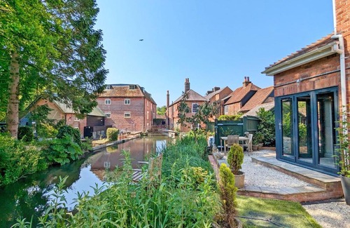 Wickham House | Moorhen Lodge