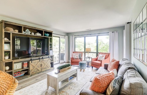 Palmetto Dunes Hotel | Moorings 0506