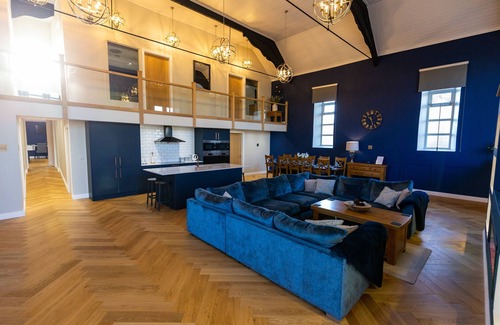 Saltburn-by-the-Sea Cottage | MOORSHOLM VIEW, pet friendly, country holiday cottage in Lingdale