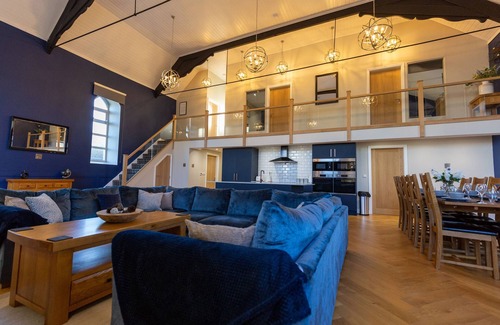 Saltburn-by-the-Sea Cottage | MOORSHOLM VIEW, pet friendly, country holiday cottage in Lingdale