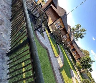 Maun Hotel | MoOs River Lodge