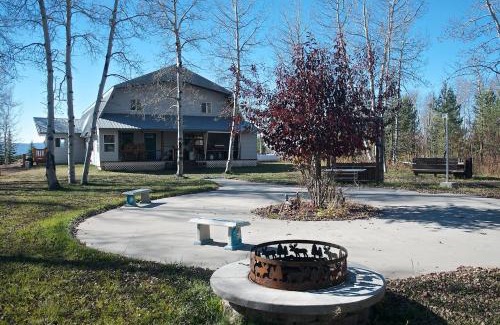 Island Park House | Moose Drool