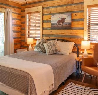 Harvard House | Moose Hollow Family Cabin