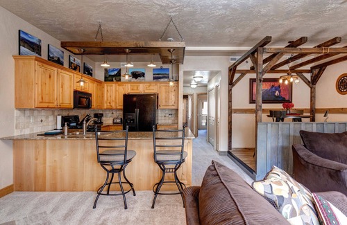 Kimball Junction Condo | Moose Mgmt at Foxpoint 1684H3: Walk to Shops-Near Free Bus Routes