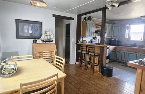 Moose Pass Cottage | MOOSE PASS OASIS; nA friendly community and must stop when visiting the Kenai.