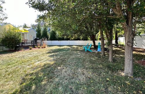 Maplewood House | Moose's House - 70 Radcliffe Rd.