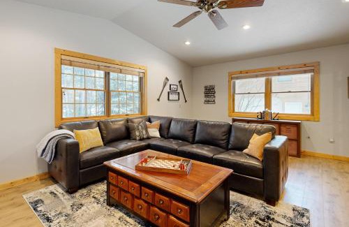 Tamarack Resort House | Moose Tracks Cabin