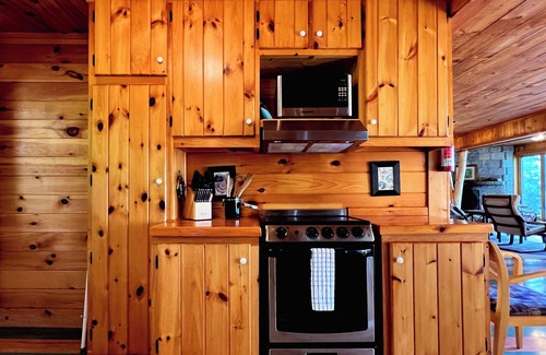 Greenville House | Moosehead Lakefront Serenity (Waterfront on Moosehead Lake)