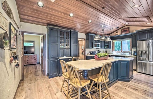 Siren Cabin | Moosehead Lodge - Lakeside Home: Stunning Views