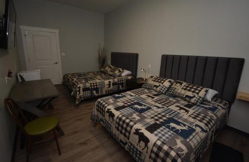 Glenwood Hotel | Moosehead Trail Rider Rooms