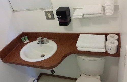 Moosomin Hotel | Moosomin Motel