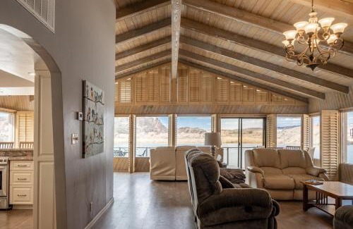 Moovalya Keys House | Moovalya Keys Riverfront! Room for all!
