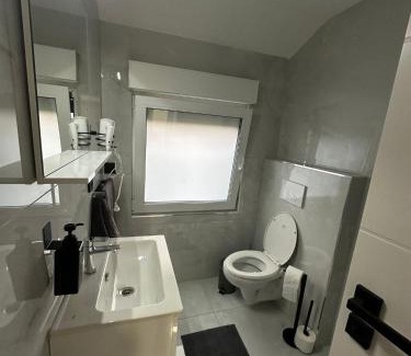 Oberhausen House | Moparts