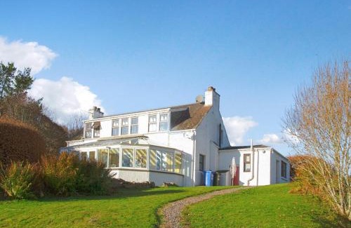 Scaniport House | Mor Carraig