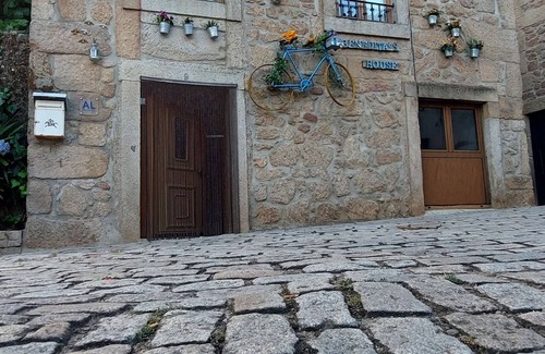 Fundao House | Moradia Benedita's House