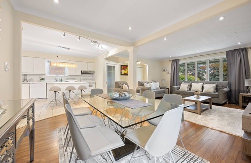 Thornhill House | More then 30 days booking - 3Bedroom home with nice backyard &Parking
