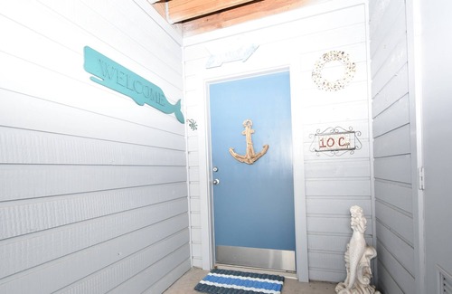 Cedar Key Condo | More Time Fishing, Pool, Hot Tub, Water View Gulf of Mexico