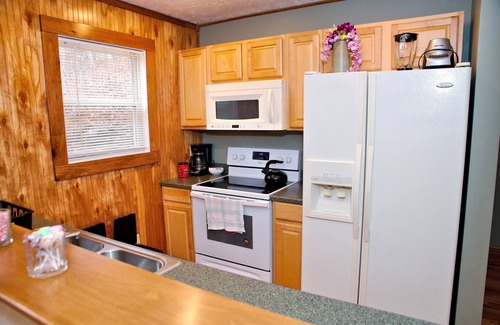 Farmers Cabin | Morehead Cabin on the lake