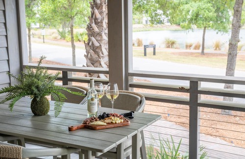 Palmetto Bluff House | Moreland Townhouse with Impeccable Decor