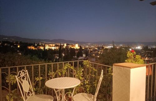 Beiro Apartment | Morente sueña La Alhambra