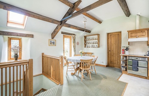 Kendal Cottage | MORESDALE BANK COTTAGE, family friendly, with open fire in Kendal