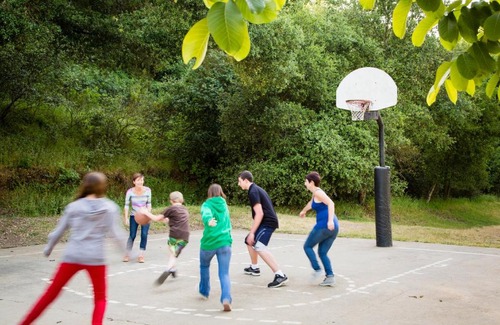 Morgan Hill Resort | Morgan Hill Camping Resort Cottage 4