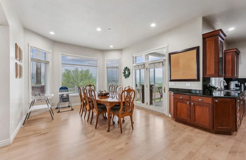 Morgan County House | Morgan View Manor W/9 Bedrooms
