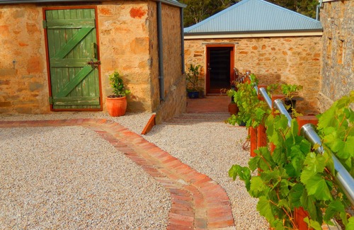 Norton Summit Cottage | Morialta Barns - The Loft - Unique Heritage Accommodation