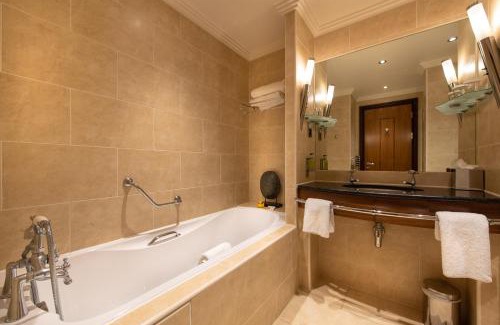 Morley Hotel | Morley Hayes Hotel
